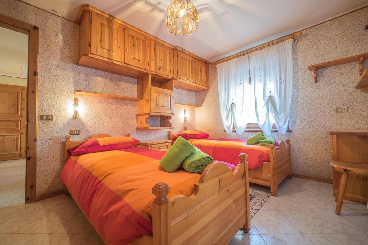 Apartamento Bait Da Saroch Livigno Exterior foto